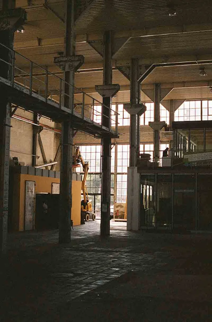 Analogfoto, aufgenommen mit Olympus OM-2n auf Portra 400, Leipzig