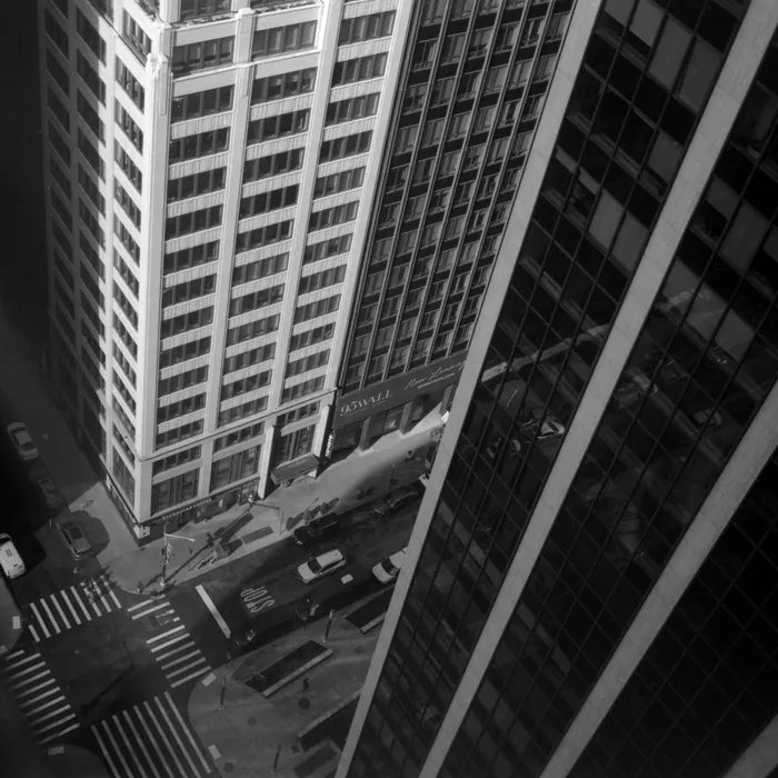 Analogfoto, aufgenommen mit Hasselblad 501cm auf Ilford HP5+, New York