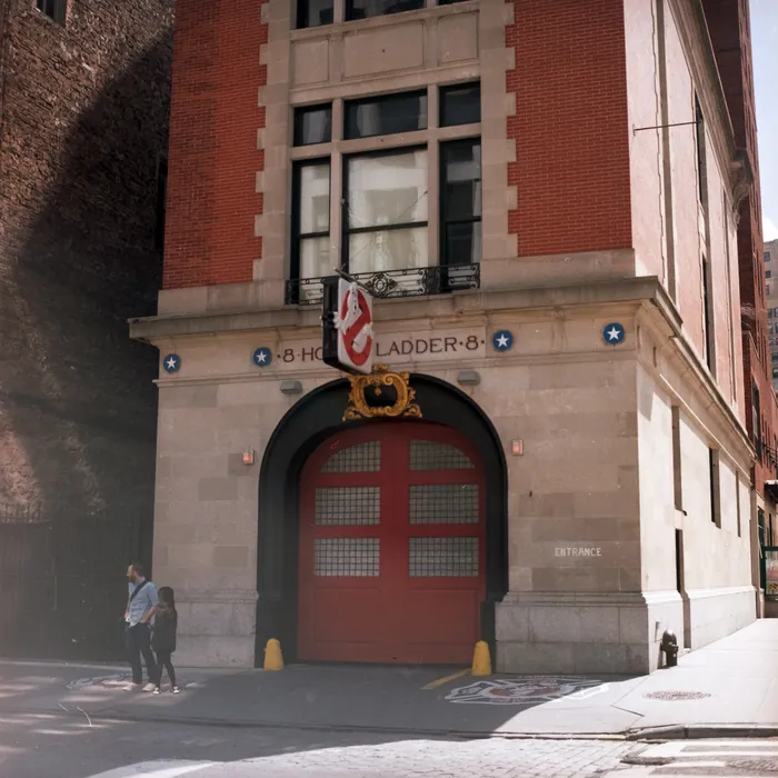 Analogfoto, aufgenommen mit Hasselblad 501cm auf Kodak Gold 200, New York